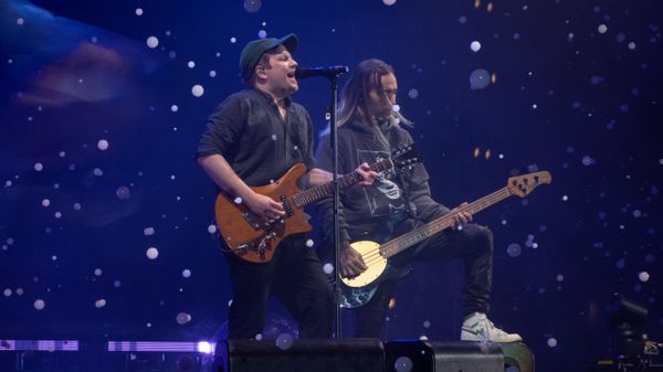 FALL OUT BOY'S 'SO MUCH FOR (TOUR)DUST' ENCHANTS LOS ANGELES AUDIENCE FOR A SECOND NIGHT: PART 2